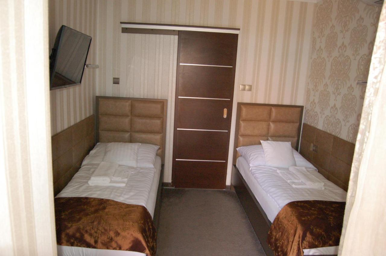 Control Motel Ясберень Екстер'єр фото