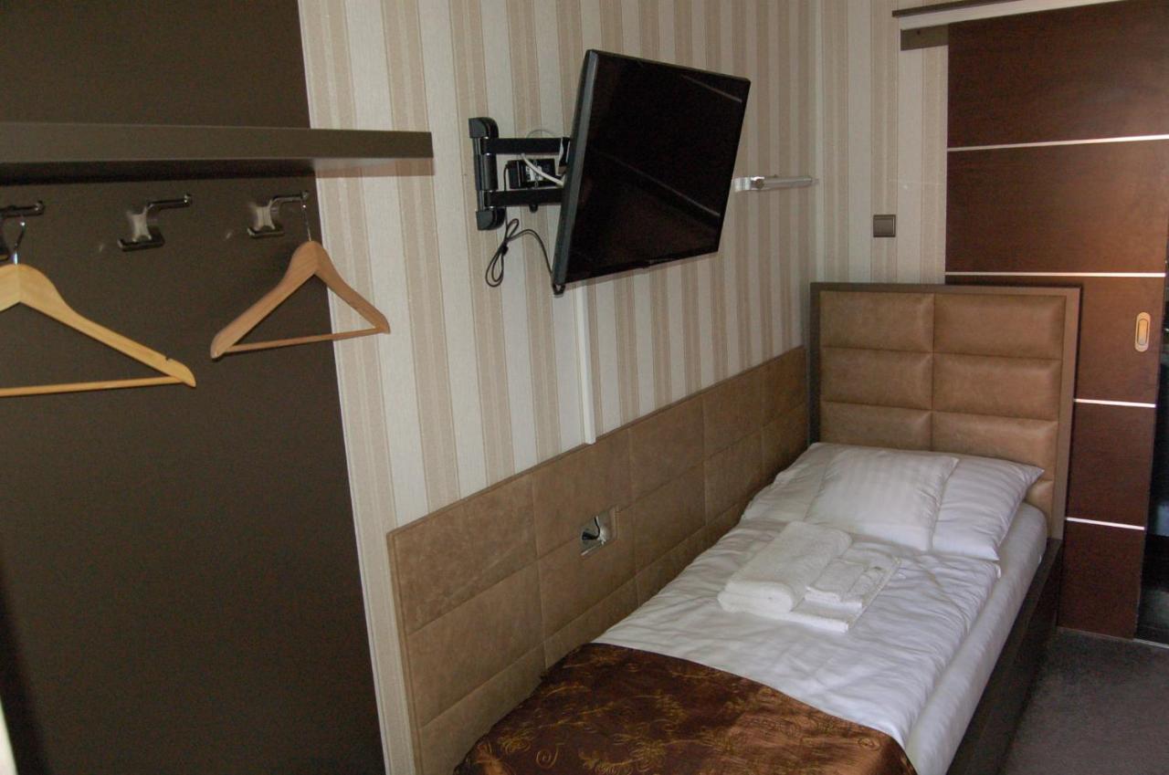 Control Motel Ясберень Екстер'єр фото